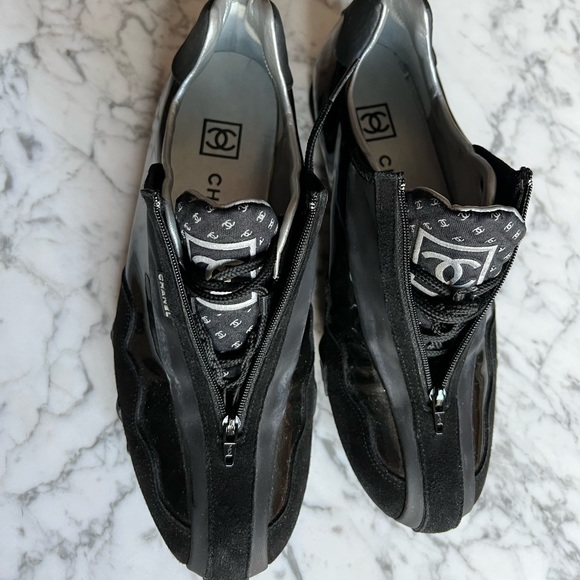 NEW Authentic Chanel Black Patent Leather Sneakers - Picture 2 of 9